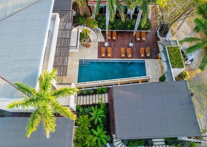 Hotel Mother Earth Luxury Boutique Hotel, Restaurant & (adults Only) Tamarindo