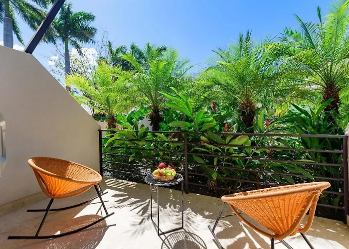 Mother Earth Luxury Boutique Hotel, Restaurant & (adults Only) Hotel