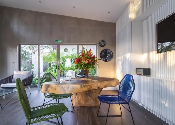 Mother Earth Luxury Boutique Hotel, Restaurant & (adults Only)