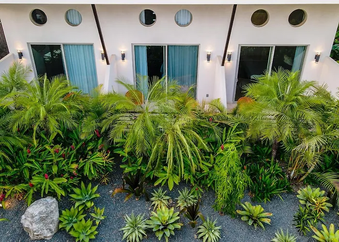 Mother Earth Luxury Boutique Hotel, Restaurant & (adults Only) Hotel *