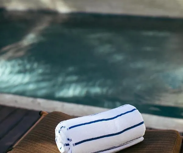 Mother Earth Luxury Boutique Hotel, Restaurant & (adults Only) Hotel