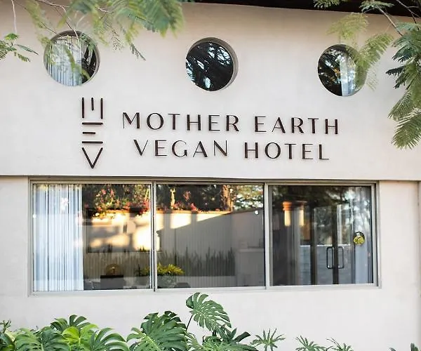 Mother Earth Luxury Boutique Hotel, Restaurant & (adults Only) *