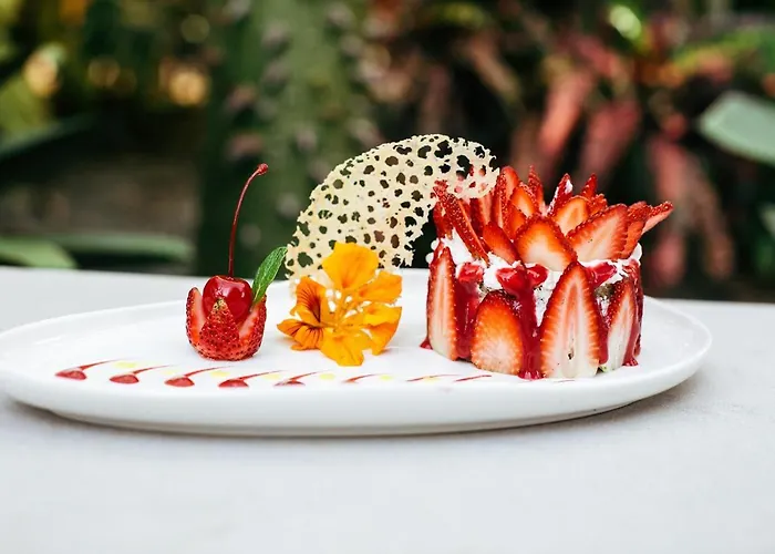 Mother Earth Luxury Boutique Hotel, Restaurant & (adults Only) * Tamarindo