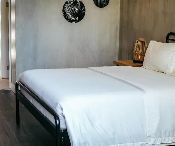Mother Earth Luxury Boutique Hotel, Restaurant & (adults Only) *