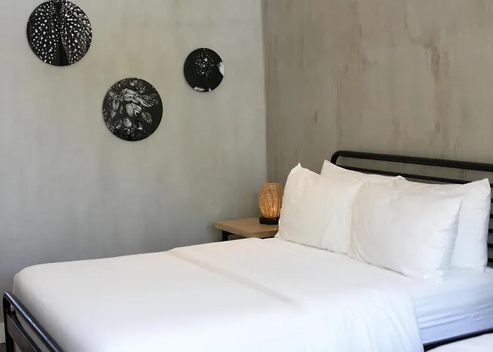 Mother Earth Luxury Boutique Hotel, Restaurant & (adults Only) * Tamarindo