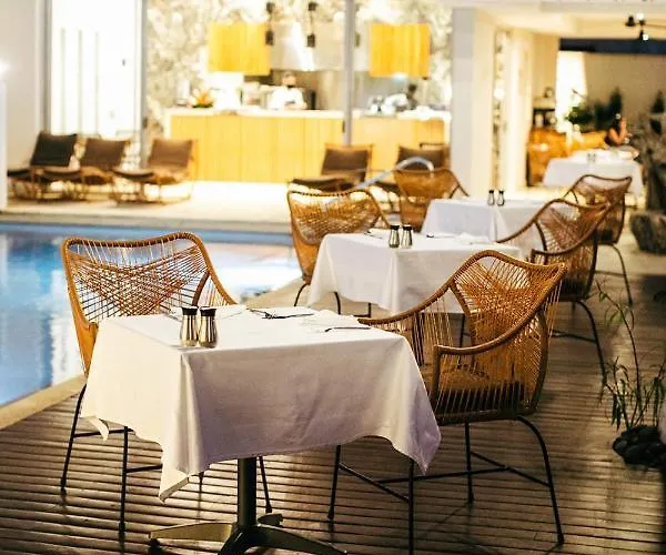 Mother Earth Luxury Boutique Hotel, Restaurant & (adults Only) Hotel Tamarindo