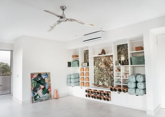 Mother Earth Luxury Boutique Hotel, Restaurant & (adults Only) *