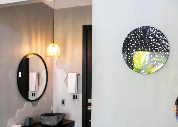 Mother Earth Luxury Boutique Hotel, Restaurant & (adults Only) Hotel